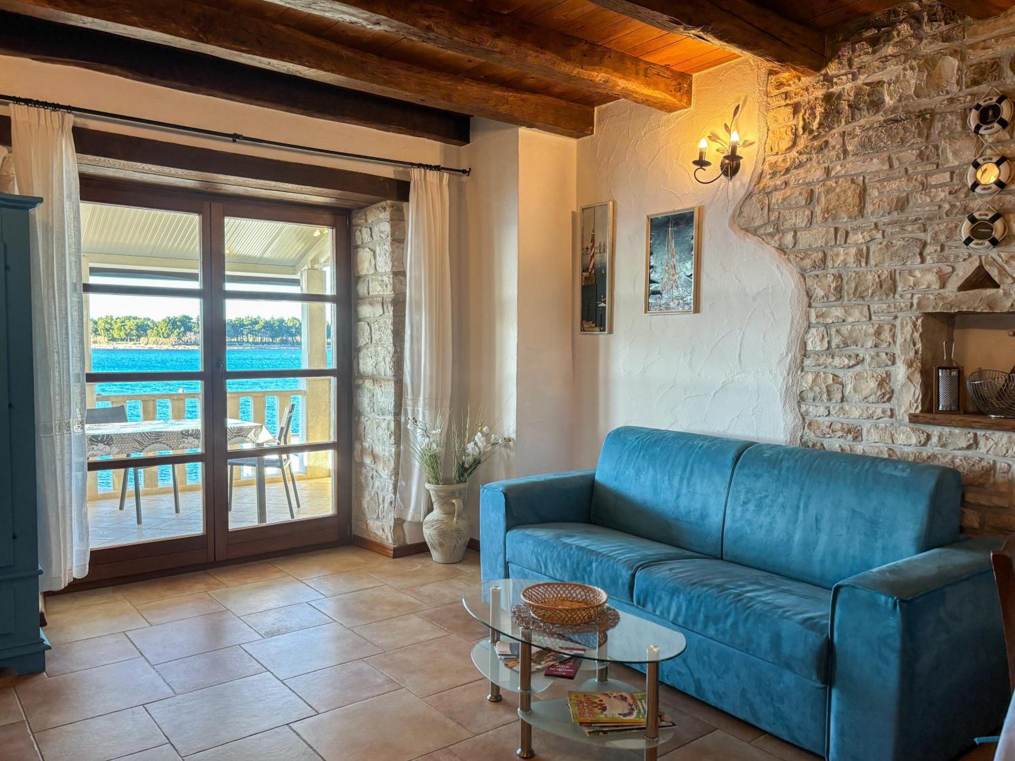 City Center Coastal Escape - Apartments With Sea View Or Cozy Room Novigrad  Ngoại thất bức ảnh