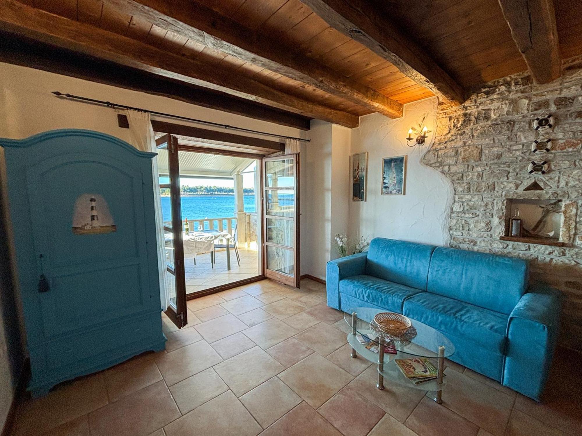 City Center Coastal Escape - Apartments With Sea View Or Cozy Room Novigrad  Ngoại thất bức ảnh